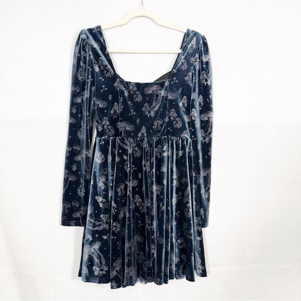 Disturbia Faefire Foil Print Velour Cut Out Mini
Dress Dusky Blue Mushroom Print - Picture 4 of 14